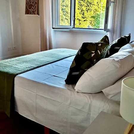 Bibbi's House Two Bedrooms On Metro C